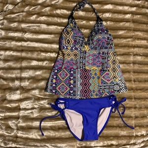 NWOT 2 piece swimsuit